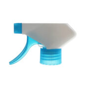 Front view of translucent blue and white economical trigger sprayer with spray/stream nozzle and short-shroud design, 28-410 neck, 0.6 ml output